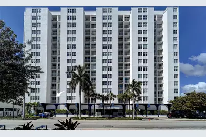 6450 Collins Ave #202, Miami Beach, FL 33141 - Photo 1