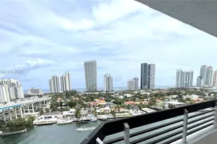 19195 NE 36th Ct, Aventura, FL 33180 - Photo 6