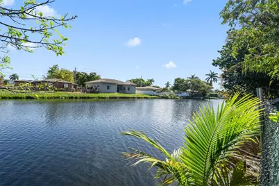 9251 Little River Blvd, Miami, FL 33147 - Photo 36