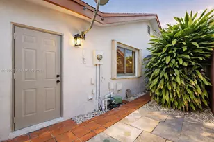 9400 SW 100th Ave Rd, Miami, FL 33176 - Photo 46