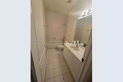 1661 SE 28th St #203, Homestead, FL 33035 - Photo 4