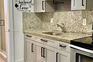 2238 NW 5th St, Miami, FL 33125 - Photo 2