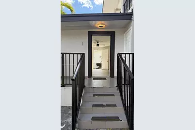 2238 NW 5th St #1, Miami, FL 33125 - Photo 16