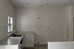 1137 SW 6th Ct, Florida City, FL 33034 - Photo 2