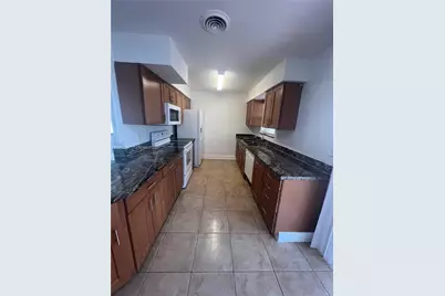 2010 N 61st Ave #0, Hollywood, FL 33024 - Photo 4