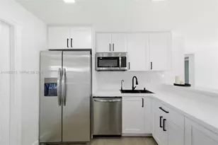 921 N 32nd Ave, Hollywood, FL 33021 - Photo 4