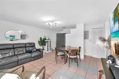 3235 SW 93rd Ct, Miami, FL 33165 - Photo 22