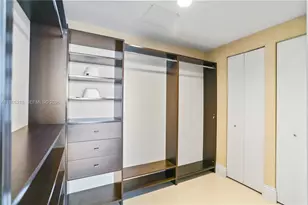 2950 NE 188th St, Aventura, FL 33180 - Photo 10