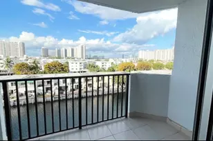 3703 NE 166th St, North Miami Beach, FL 33160 - Photo 10