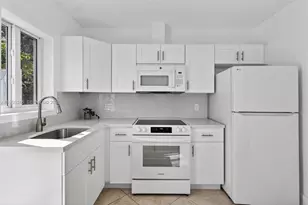 7320 S Waterway Dr, Miami, FL 33155 - Photo 6