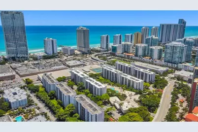 17011 N Bay Rd #906, Sunny Isles Beach, FL 33160 - Photo 2