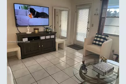 17 Westbury A #17, Deerfield Beach, FL 33442 - Photo 2