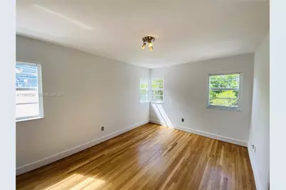 6881 Bay Dr #11, Miami Beach, FL 33141 - Photo 12