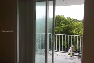 492 NW 165th St Rd, Miami, FL 33169 - Photo 6