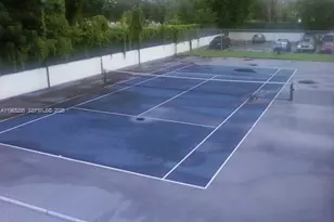 492 NW 165th St Rd, Miami, FL 33169 - Photo 46