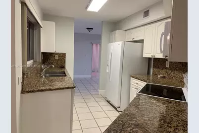12447 NW 7th St, Miami, FL 33182 - Photo 4