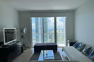 1155 Brickell Bay Dr, Miami, FL 33131 - Photo 4