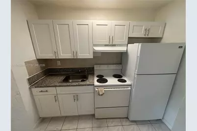 7841 Johnson St #206, Pembroke Pines, FL 33024 - Photo 2