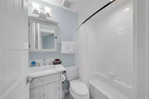 7026 Harbor Village Dr, Duck, FL 33050 - Photo 18