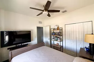 20917 NE 8th Ave, Miami, FL 33179 - Photo 36