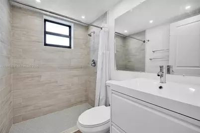 1530 SW 2nd St #301, Miami, FL 33135 - Photo 12
