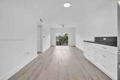 1530 SW 2nd St #301, Miami, FL 33135 - Photo 2