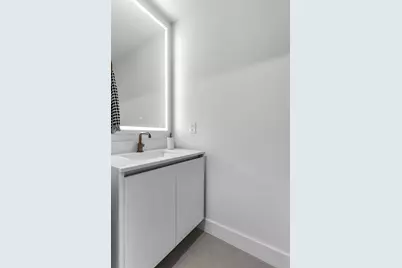 700 NE 24th St #1203, Miami, FL 33137 - Photo 22