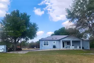 548 Bald Cypress Ave, Clewiston, FL 33440 - Photo 10