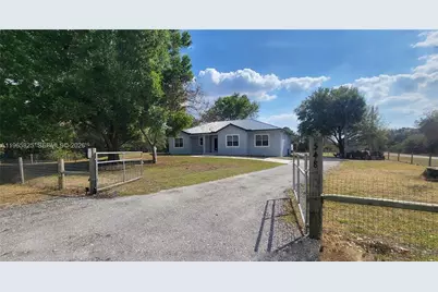 548 Bald Cypress Ave, Clewiston, FL 33440 - Photo 8