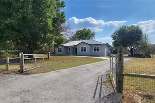 548 Bald Cypress Ave, Clewiston, FL 33440 - Photo 8