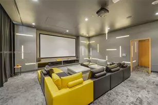 45 SW 9th St, Miami, FL 33130 - Photo 24