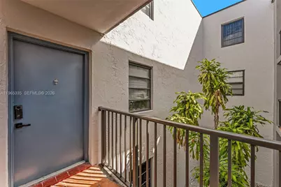 30 E 39th St #214, Hialeah, FL 33013 - Photo 2