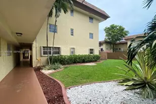 8500 SW 109th Ave, Miami, FL 33173 - Photo 8