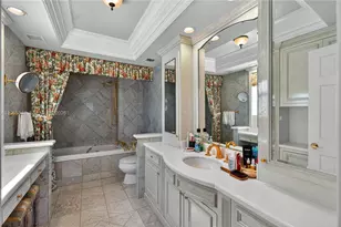 5001 Collins Ave, Miami Beach, FL 33140 - Photo 28