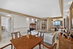 5001 Collins Ave, Miami Beach, FL 33140 - Photo 12