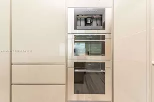 18975 Collins Ave, Sunny Isles Beach, FL 33160 - Photo 20