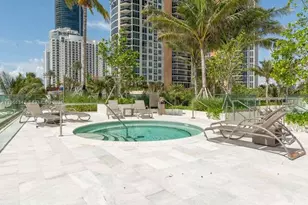 18975 Collins Ave, Sunny Isles Beach, FL 33160 - Photo 26