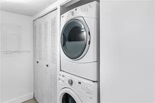 4705 SW 62nd Ave, Davie, FL 33314 - Photo 14