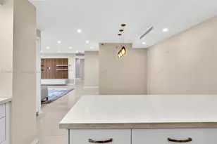4000 Towerside Terrace, Miami, FL 33138 - Photo 32