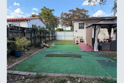 550 NW 135th St, North Miami, FL 33168 - Photo 12