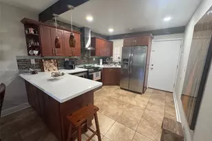 5500 SW 77th Ct, Miami, FL 33155 - Photo 2