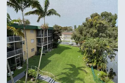 5500 SW 77th Ct #305, Miami, FL 33155 - Photo 18