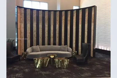 951 Brickell Ave #2207, Miami, FL 33131 - Photo 2