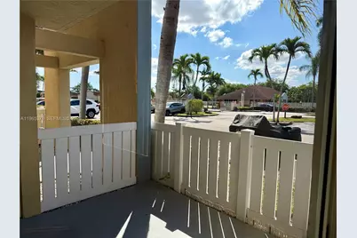 18810 NW 57th Ave #109, Hialeah, FL 33015 - Photo 8