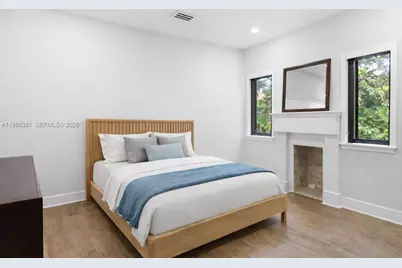 1737 SW 10th St, Miami, FL 33135 - Photo 16