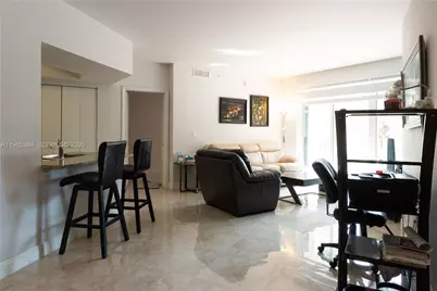 20000 E Country Club Dr #307, Aventura, FL 33180 - Photo 4