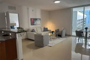 170 SE 14th St, Miami, FL 33131 - Photo 20