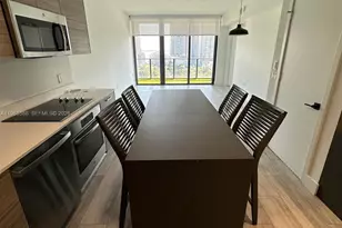 121 NE 34th St, Miami, FL 33137 - Photo 6