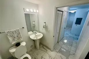 601 NE 36th St, Miami, FL 33137 - Photo 26