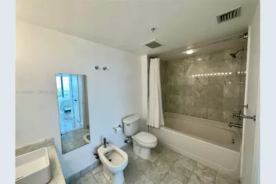 601 NE 36th St #3111, Miami, FL 33137 - Photo 16
